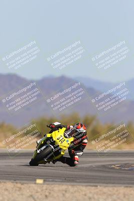 media/Mar-21-2025-CVMA Friday Practice (Fri) [[30cd4fe323]]/4-Racer 3/Session 6 (Turn 15)/